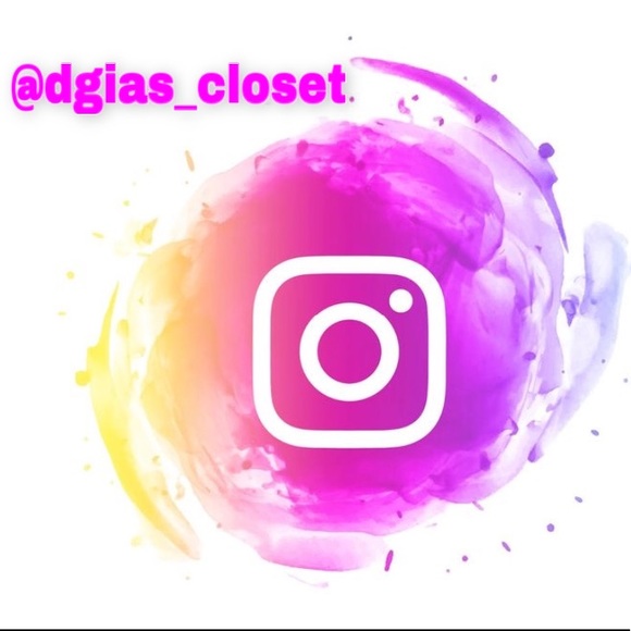 Welcome to D'Gias Closet❤️ - Picture 5 of 6